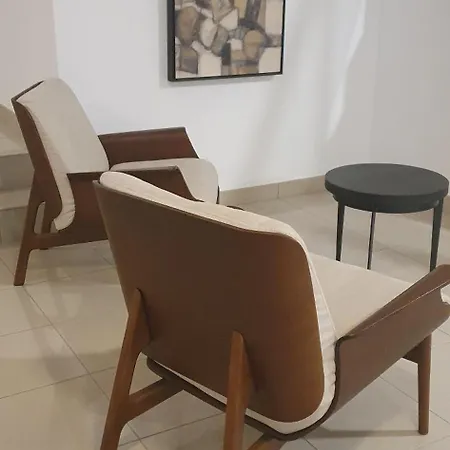 Cliffs Oceanview - 5min Walk To