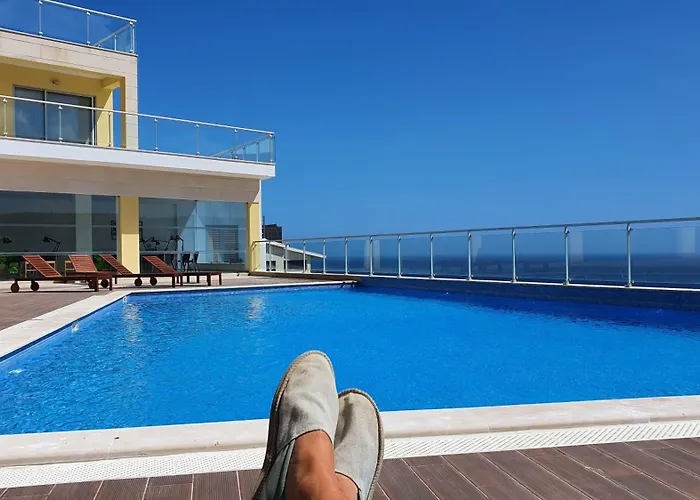 Cliffs Oceanview - 5min Walk To *