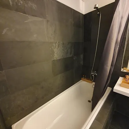 Cliffs Oceanview - 5min Walk To *